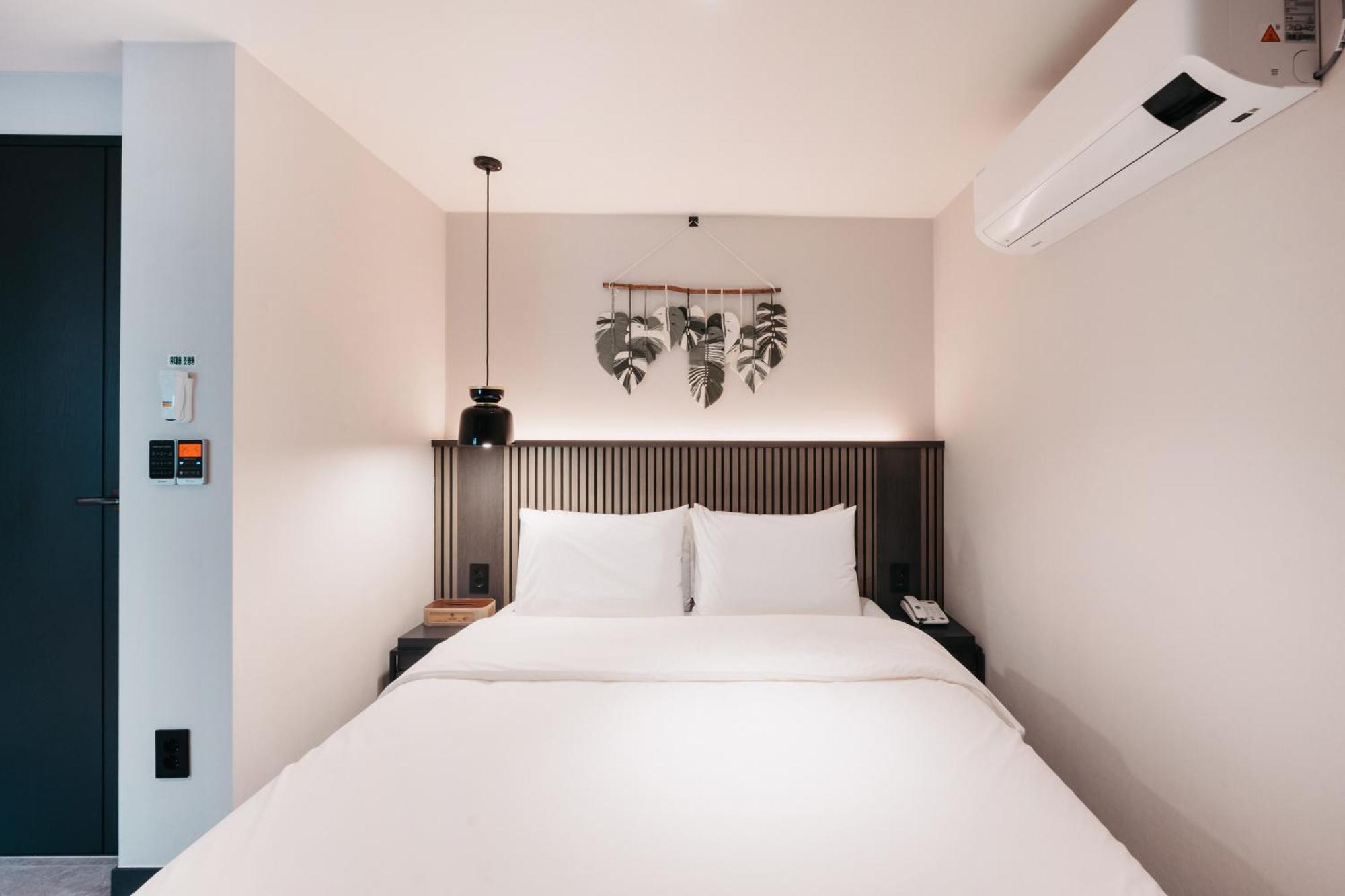 Cozy Tree Hotel Seomyeon Пусан Номер фото
