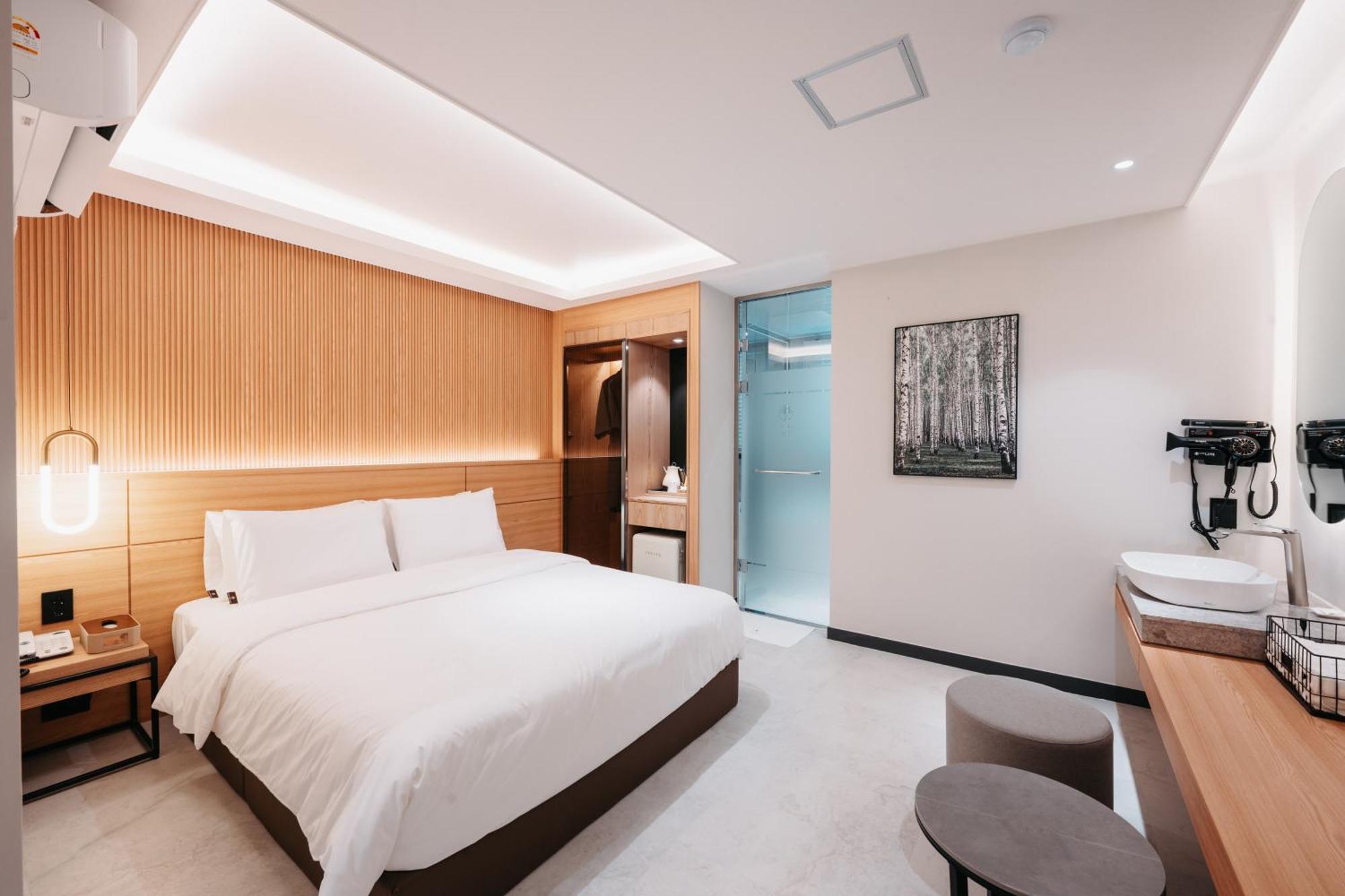 Cozy Tree Hotel Seomyeon Пусан Номер фото